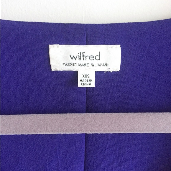 Aritzia Wilfred Dauphine Crop Top - Picture 3 of 3